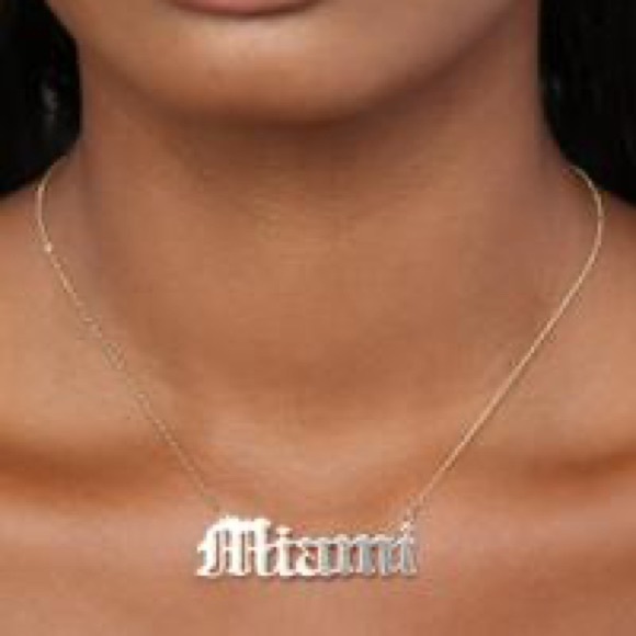 Miami Necklace - Picture 2 of 2